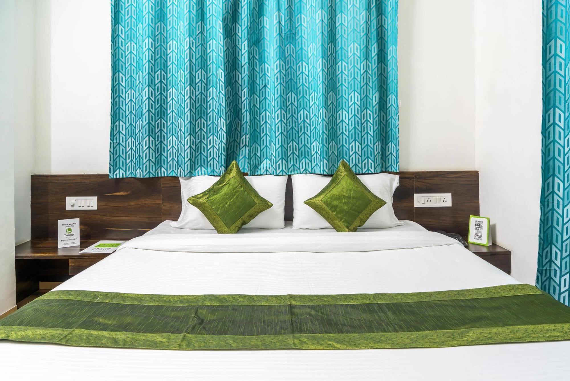 Fabhotel Pruthamesh Pride Nashik Bagian luar foto