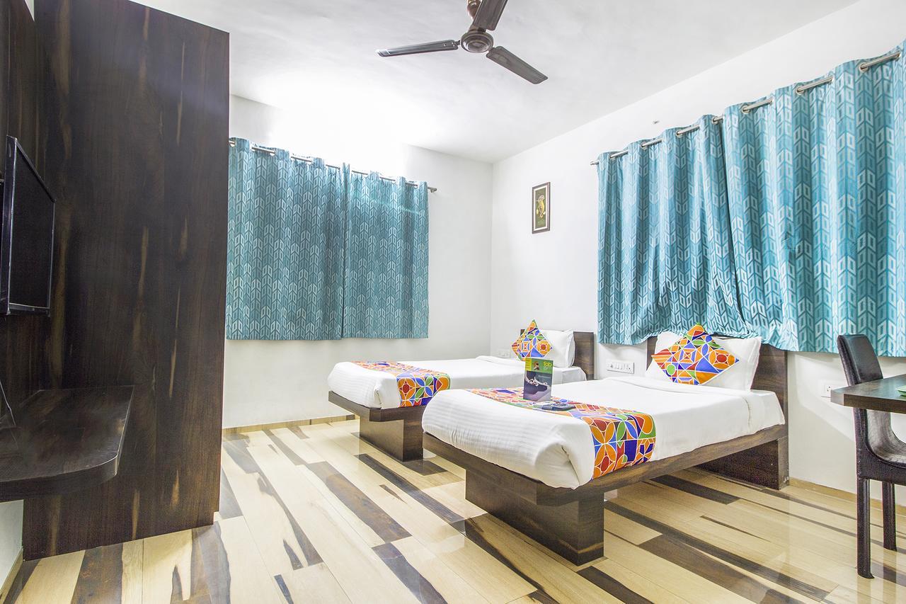 Fabhotel Pruthamesh Pride Nashik Bagian luar foto